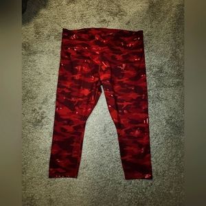 Athleta Brand Elation Train 7/8 Tight Leggings Camo Metallic Red Size 3XL In e